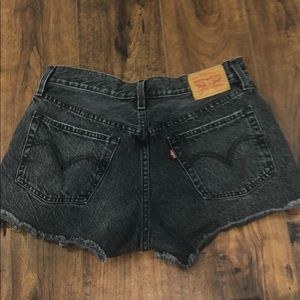 501 levi shorts